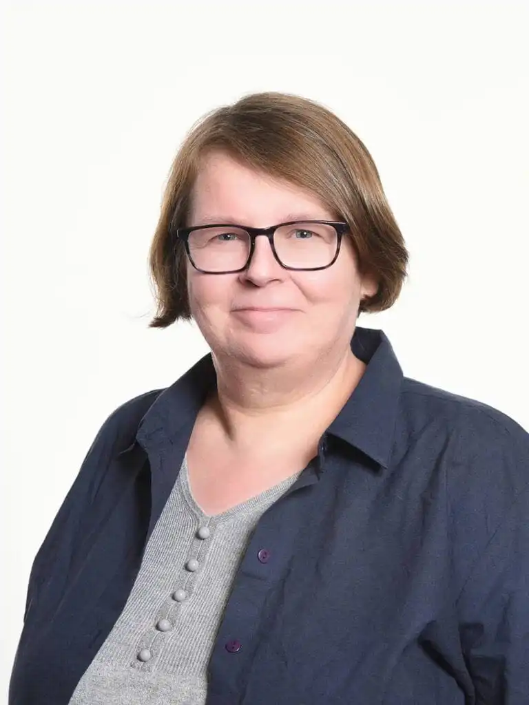 Lisa Hawkins - APM expert at Parallel